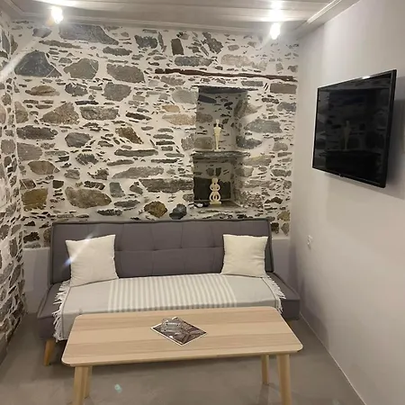 Дом отдыха Artdecosyros Junior *