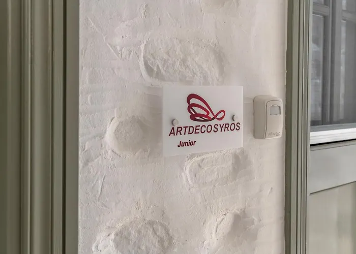 Дом отдыха Artdecosyros Junior *